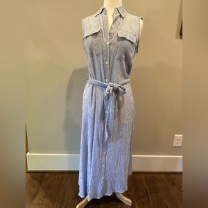 Lauren brand sweet and summery sleeveless striped maxi dress. Size S.